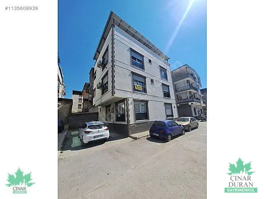 Çiğli'de Merkezi Konumda Eşyalı 1+1 Kiralık Daire — Küçük Çiğli Mh., Çiğli