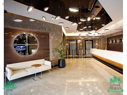 Çiçek Plaza'da Balkonlu 45 m² Kiralık Ofis - küçük resim 3