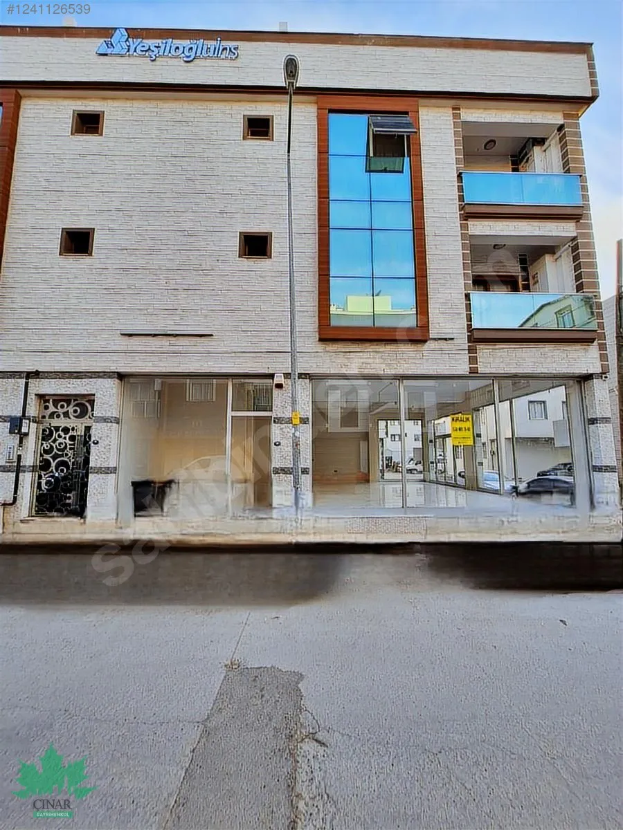 Atasanayi Sitesi'ne Sınır, İki Cepheli 143 m² Kiralık İşyeri — Küçük Çiğli Mh., Çiğli