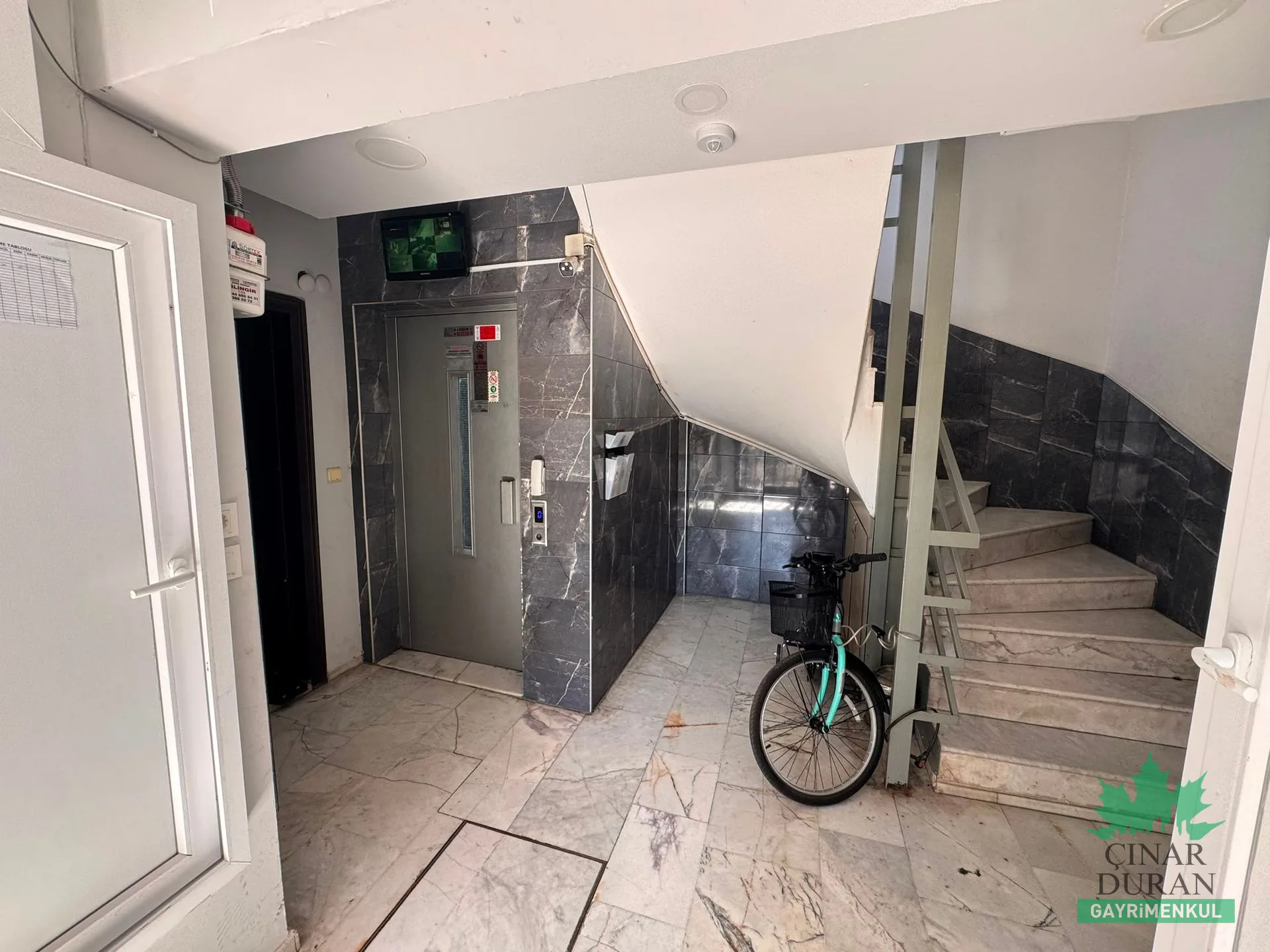 Soğukkuyu'da 130 m² Geniş 3+1 Kiralık Daire - küçük resim 12