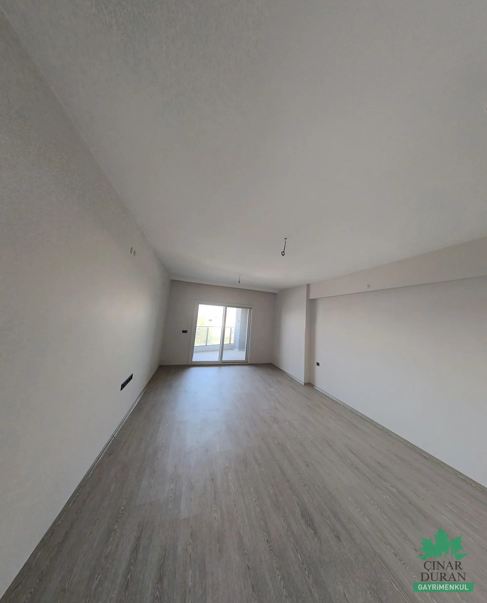 Balatçık'ta Asansörlü 2+1 105 m² Kiralık Ofis - küçük resim 2